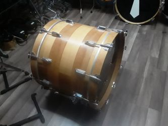 Bass dum drum set