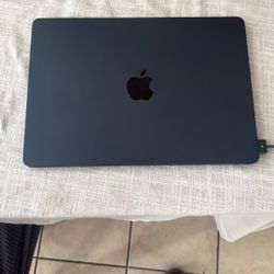 Mac Book Pro 16GB Version 15.7.2