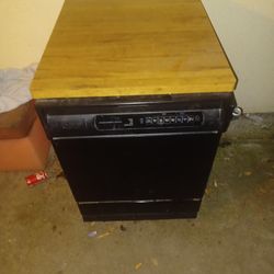 Dishwasher/ Portable Kitchen Island