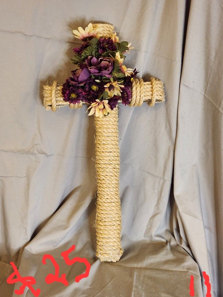 Floral Arrangements/ Wreaths