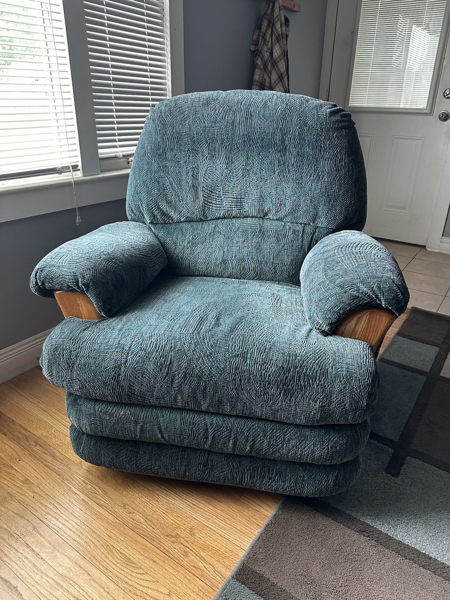 Free Chair and Sofa