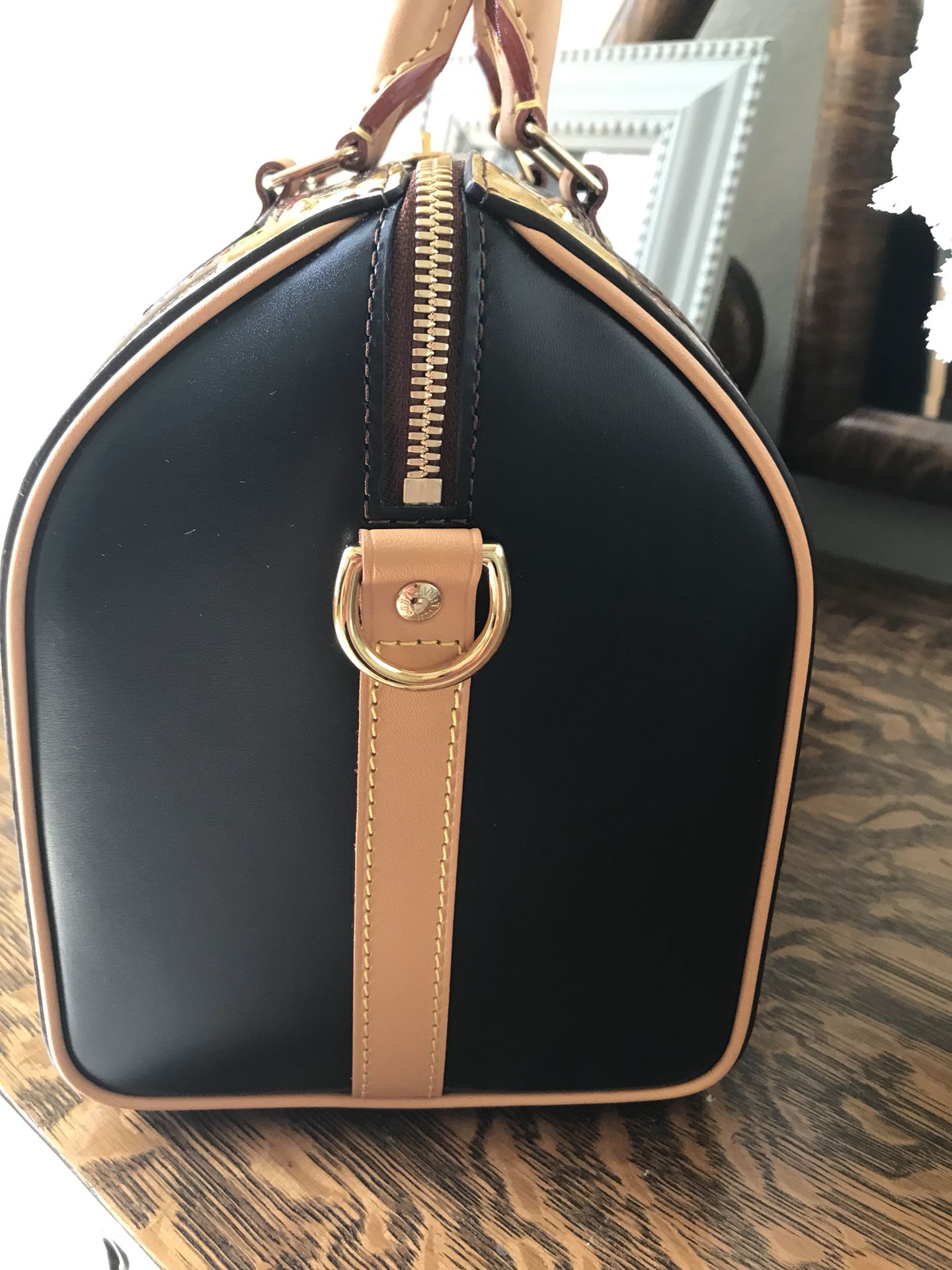 Louis Vuitton District Pm Monogram Eclipse for Sale in Friendswood, TX -  OfferUp