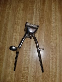 Vintage Oster Style F-100 Manual Clippers