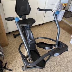Teeter FreeStep Recumbent Cross Trainer 