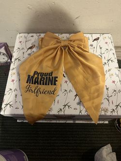 Marine GF Yellow Hairclip Bow