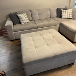 Havertys Sectional