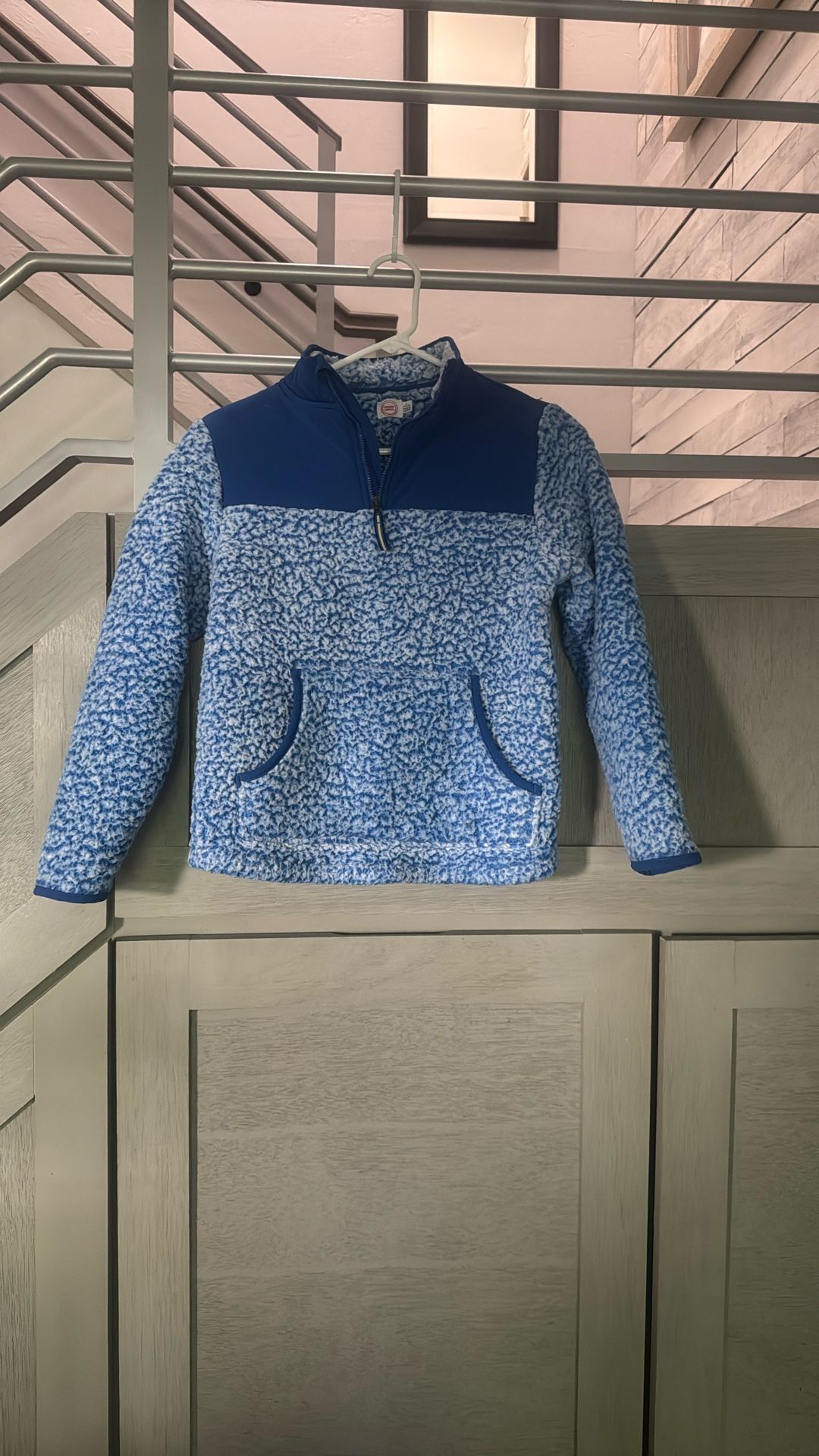 Size L Kids Double Pocket Sweatshirt