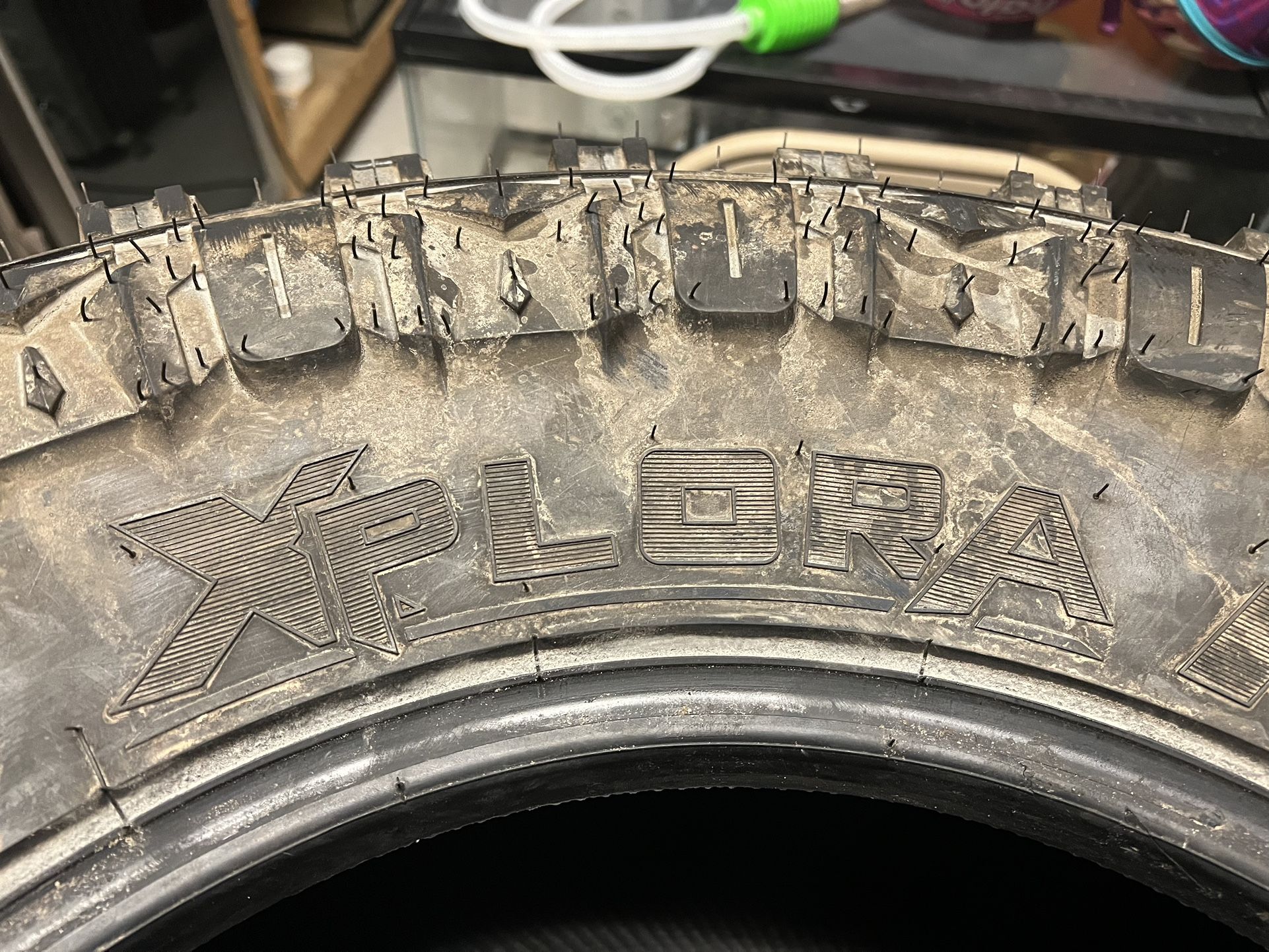 Federal Xplora tire 35x12.5x17LT