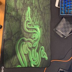 Razer Long Mousepad