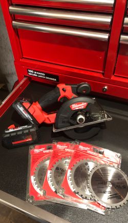 M18 metal circular saw with batteries and blades