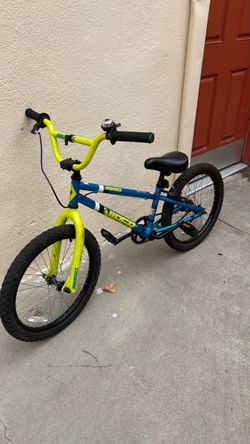 Diamondback Bicycles Mini Viper Youth BMX Bike