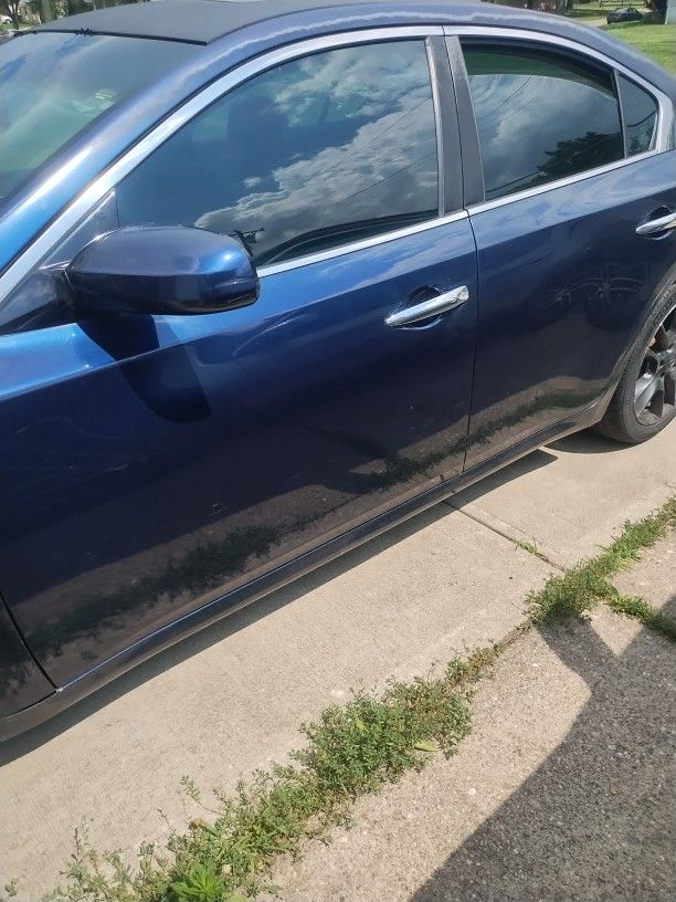 2009 Nissan Maxima