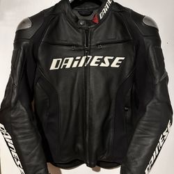 Dainese Leather Jacket And Pants Set