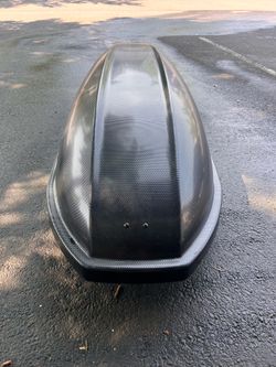Yakima SkyBox 12 Carbonite