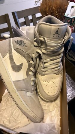 Jordan 1 mid sz 10