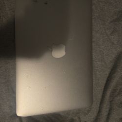 Apple Laptop