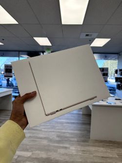 🚀 15 inch - Apple MacBook Air  M2 Chip Laptop – Own it for $5 Down 