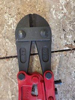 42-Inch Heavy Duty Bolt Cutters