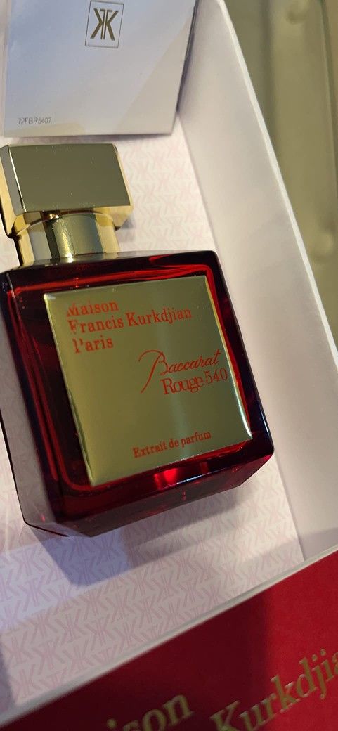Baccarat Rouge 540 – Bold and Elegant Eau de Parfum