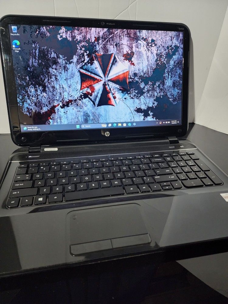 HP WINDOWS 11 PRO LAPTOP 