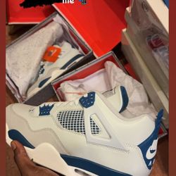 Jordan Retro 4