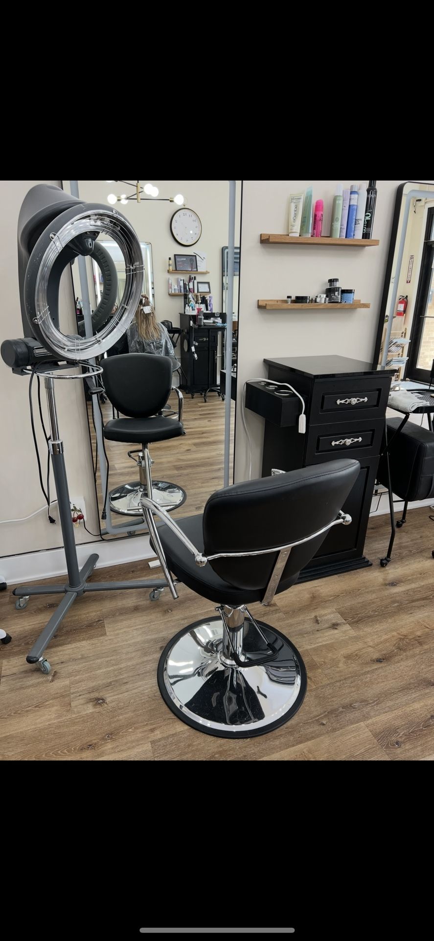 RENT FOR HAIR CHAIR