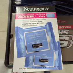 Neutrogena Cleansing towelettes