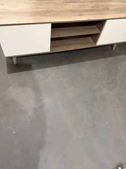 Tv stand