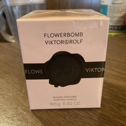 Viktor&Rolf Flower Bomb Bougie Parfume Scented Candle