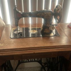 Antique Singer Sphinx Treadle Sewing Machine And Table 