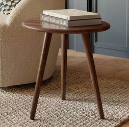 Solid walnut wood round table