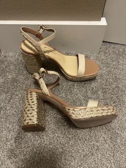 New Never Worn Tan Jute Block Heels 