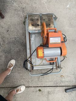 Tile saw