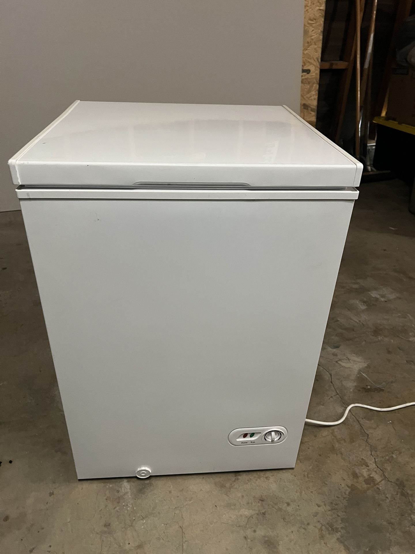 Standing Freezer 