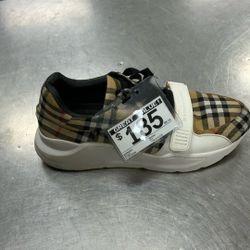 BURBERRY SHOES
