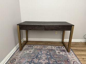 Computer Desk/Writing Table
