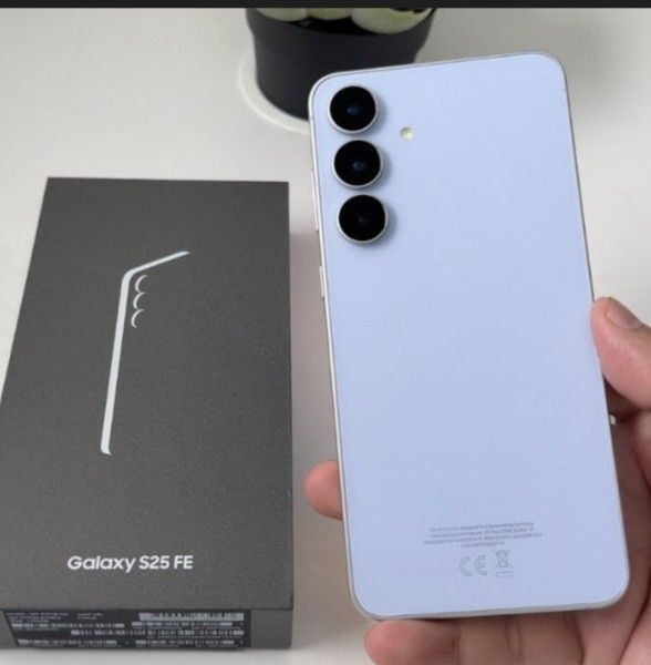 Samsung Galaxys25 Fe