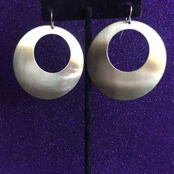 Vintage Dangle Gold Tone Earrings 