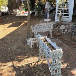 Estate/ Garage/Yard Sale