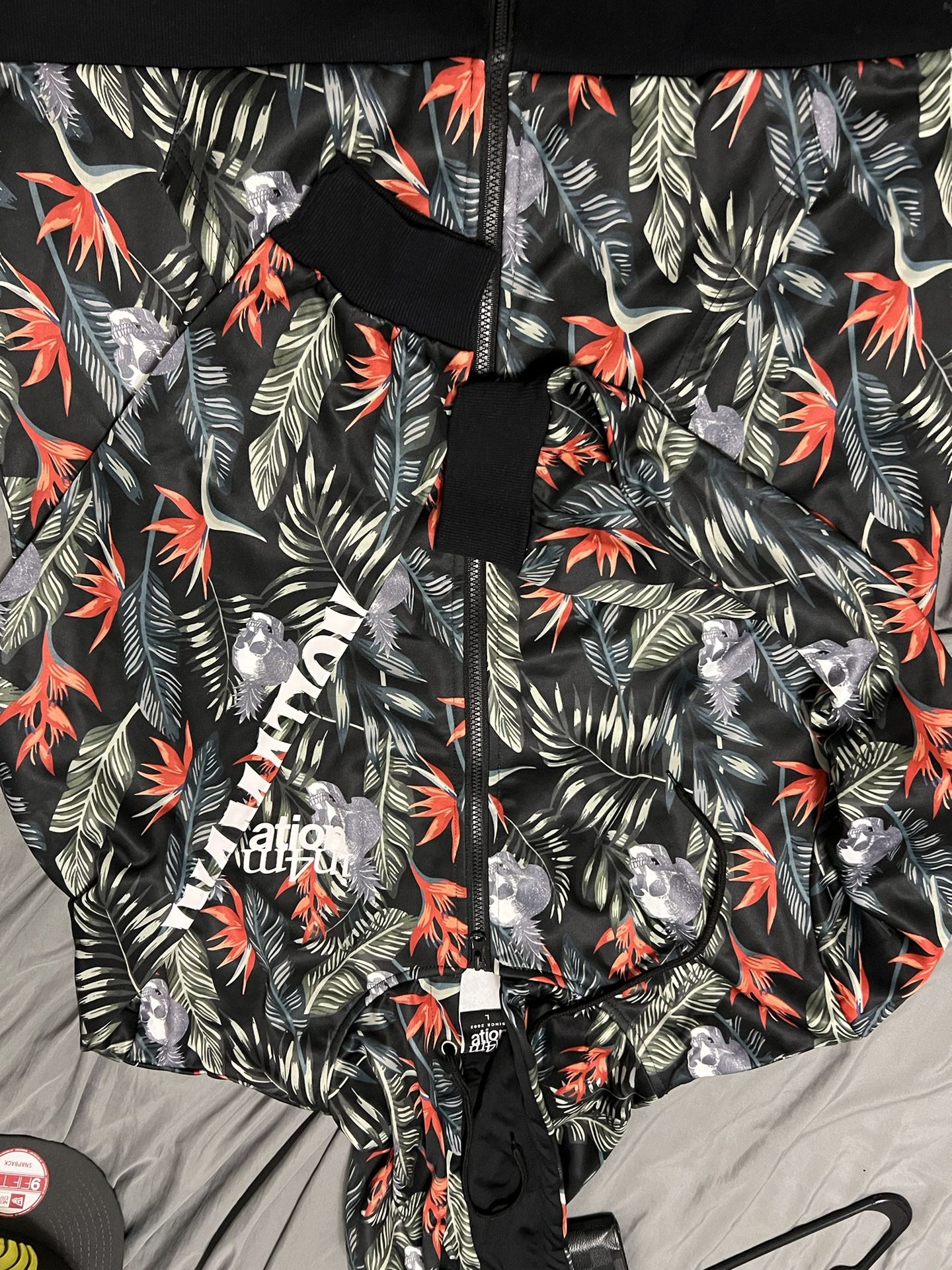 ウェア HONORS FAMERS MARKET HAWAII IN4MATION In4mation X Farmers Market Hawaii Collab Zip Hoodie Size Large