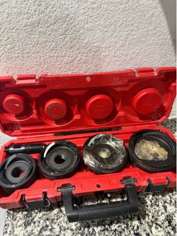 Milwaukee 49-16-2695 EXACT 2-1/2" to 4" Knockout Set