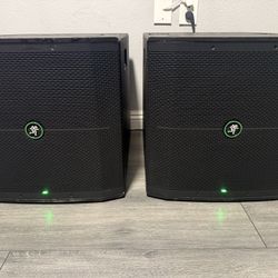 Mackie Thump 115S 15” 1400 W Powered Subwoofer Pair
