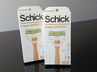 Schick Bamboo Razor Set | $4