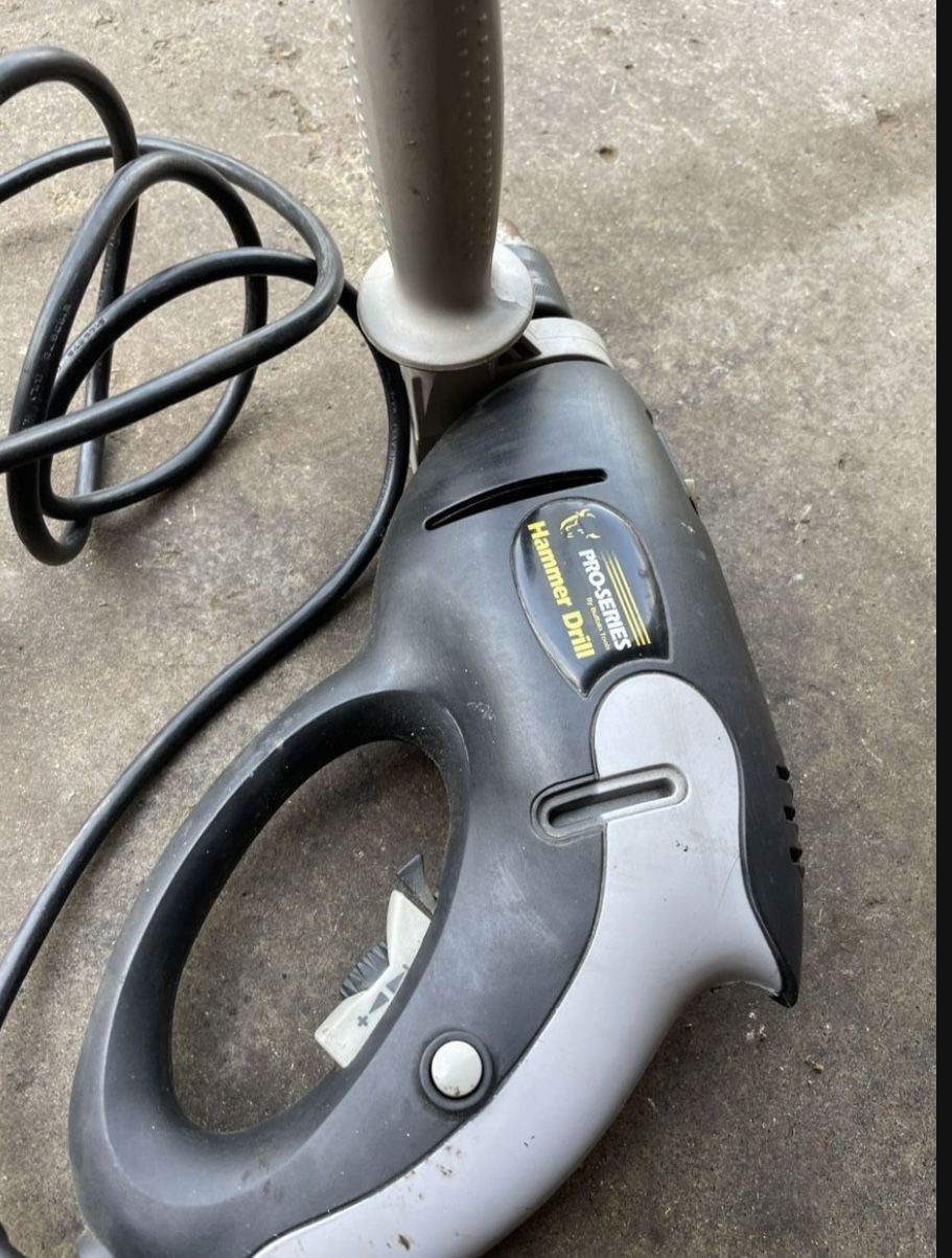 Hammer Drill Works Well