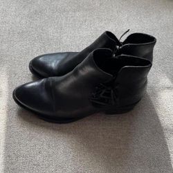 Born Women's Black Boot