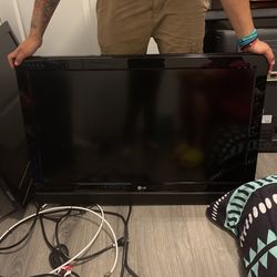 2 Tv LG