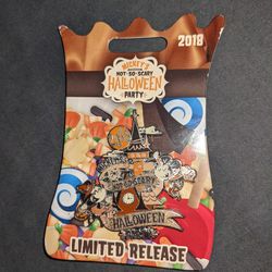 Limited Release Halloween Disney Pin