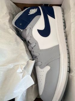 Jordans 1’s size 3y