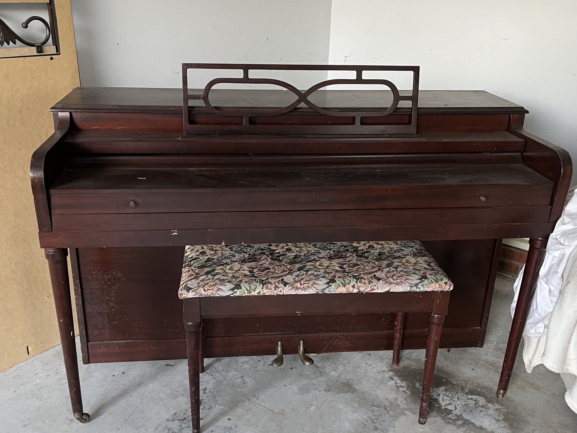 FREE Upright PIANO Now