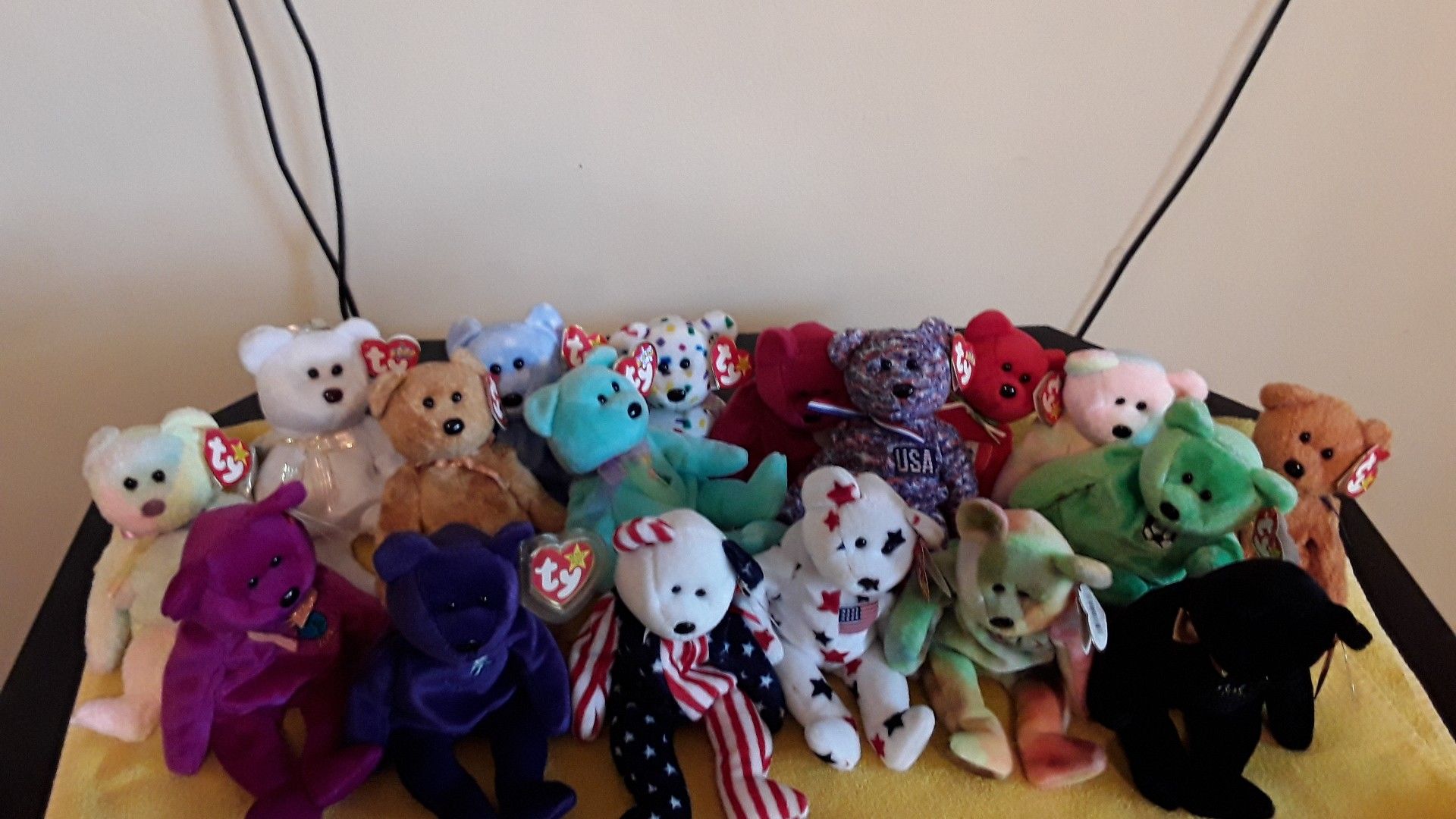 Collectible Beanie Baby bear lot of 18